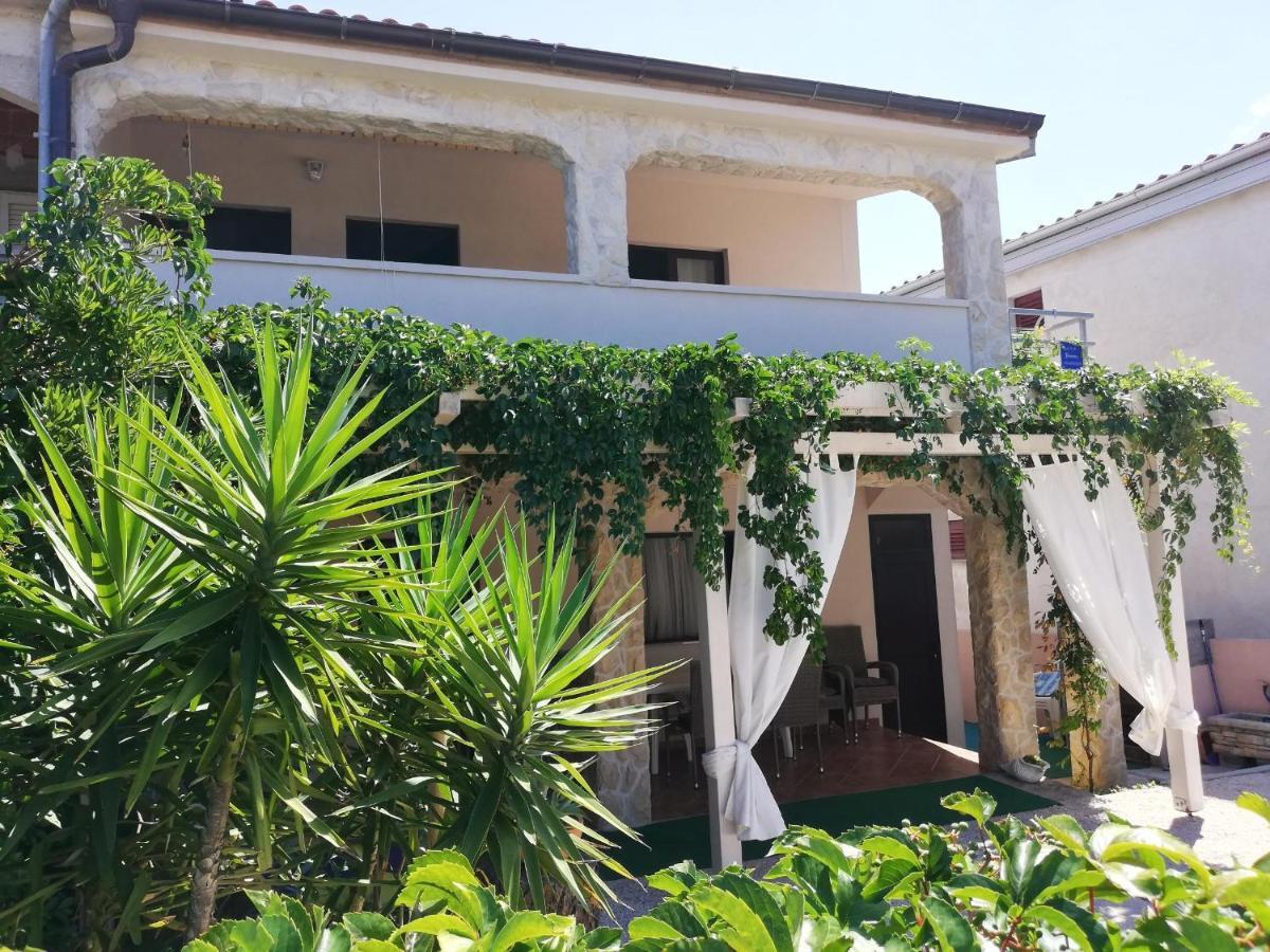 Apartment House Vir-To-All Экстерьер фото